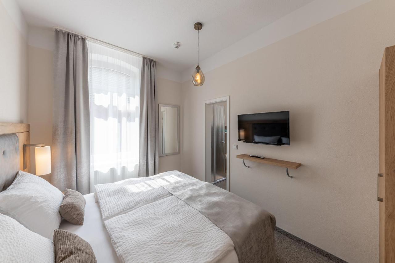 24/7 Selfcheckin Hotel Leer Luaran gambar