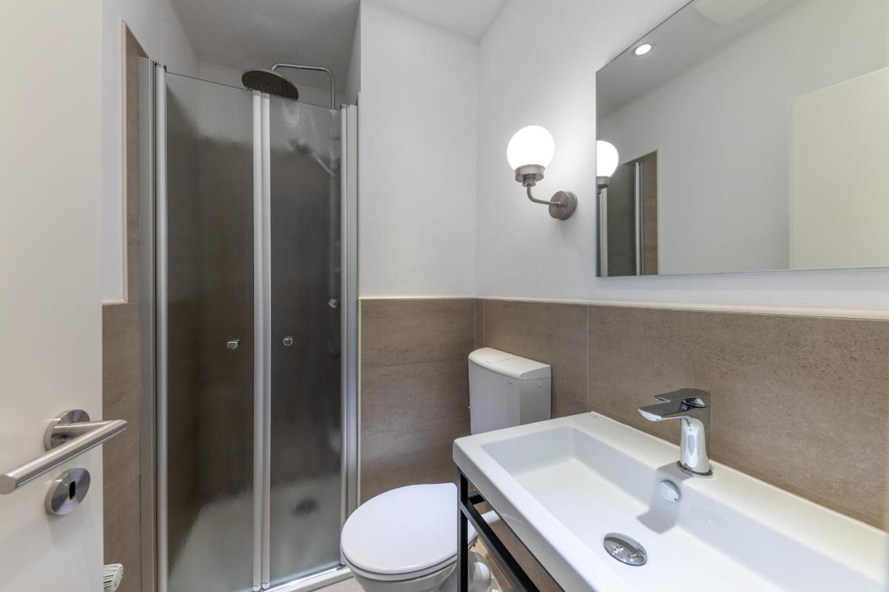 24/7 Selfcheckin Hotel Leer Luaran gambar