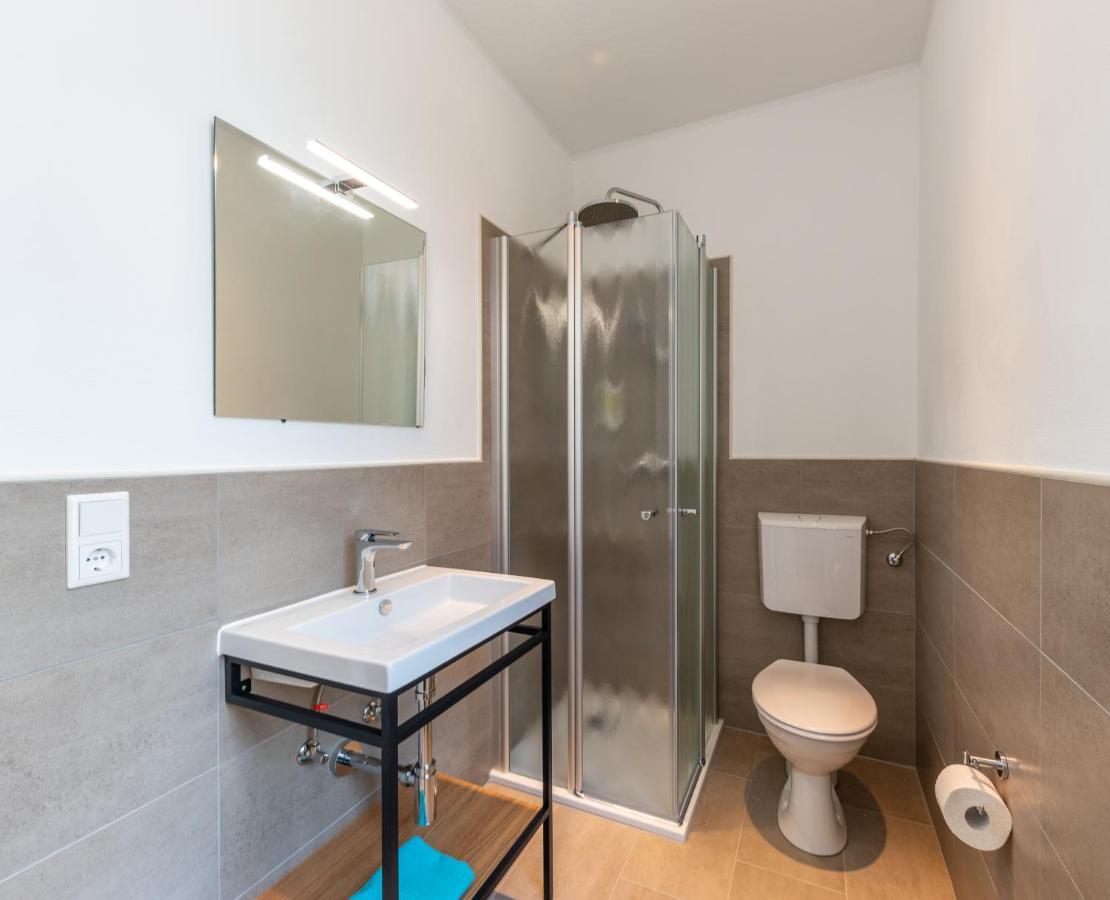 24/7 Selfcheckin Hotel Leer Luaran gambar