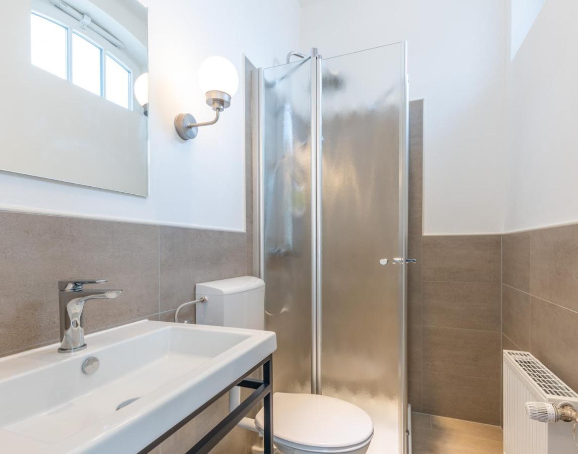 24/7 Selfcheckin Hotel Leer Luaran gambar